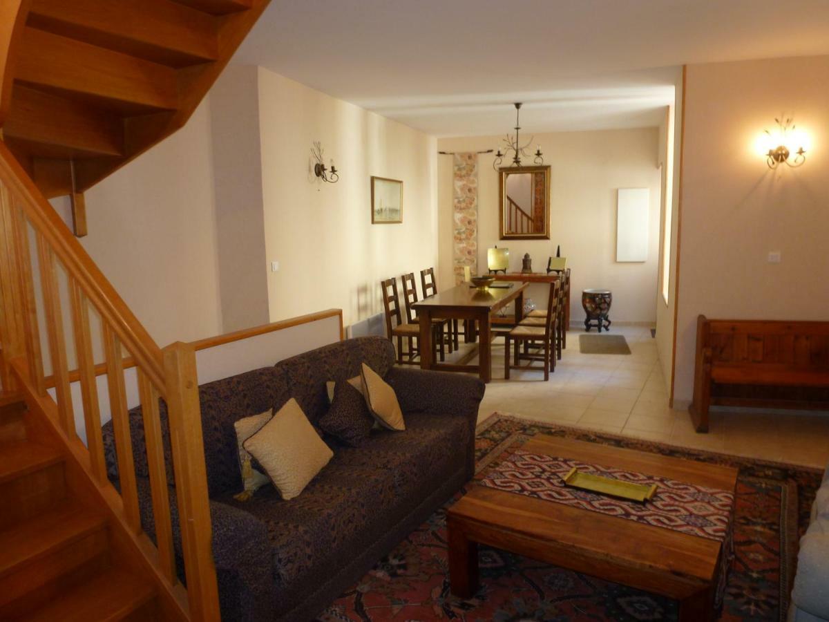 Comfortable Apartment Magalas